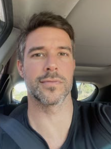<strong>Carlos P.</strong>